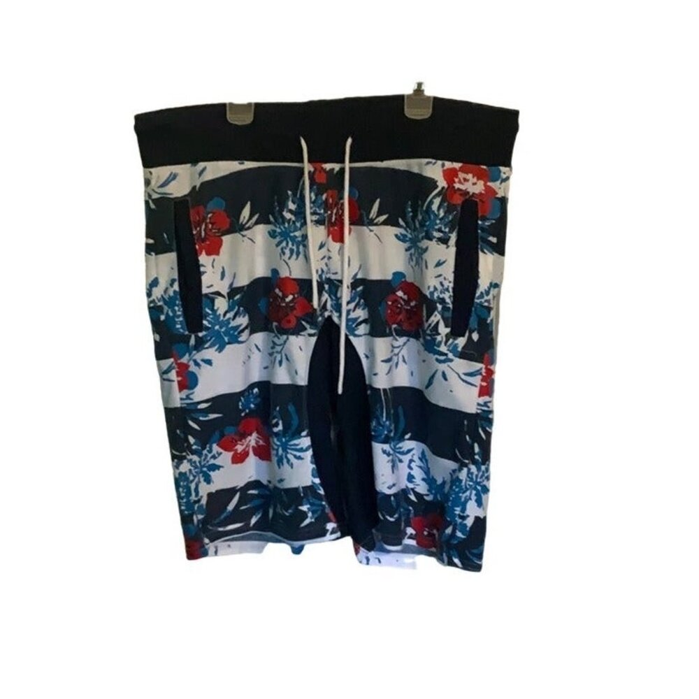 RETRO DISTRIKT Mens Athletic Shorts XL size - Good Condition